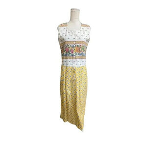 Vintage 70s Anne Marie floral cottage core midi maxi dress with floral print